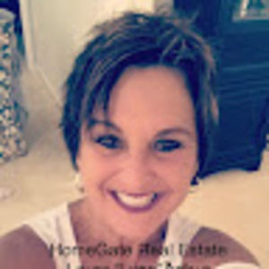 Meet your Posher, Lynn